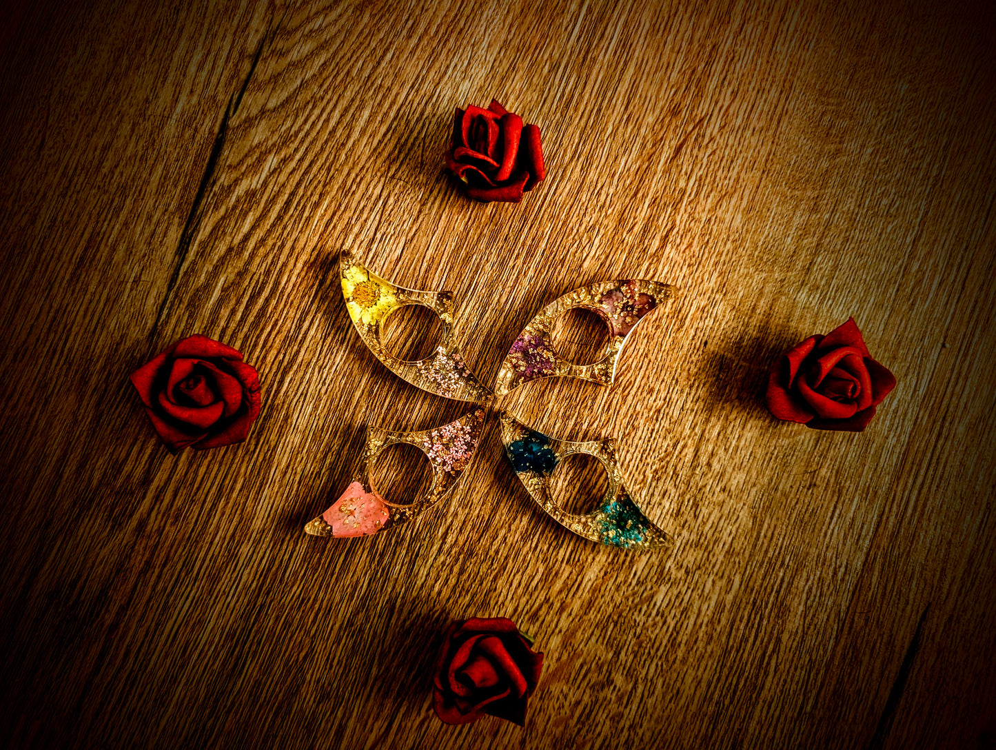 Page Holder | Resin Gold Leaf and Flowers